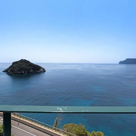 Stupenda Vista Mare 아파트 *